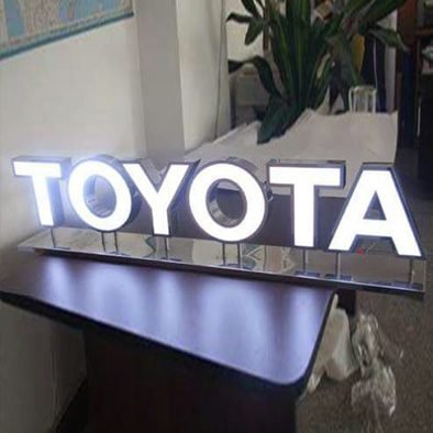 huruf timbul toyota